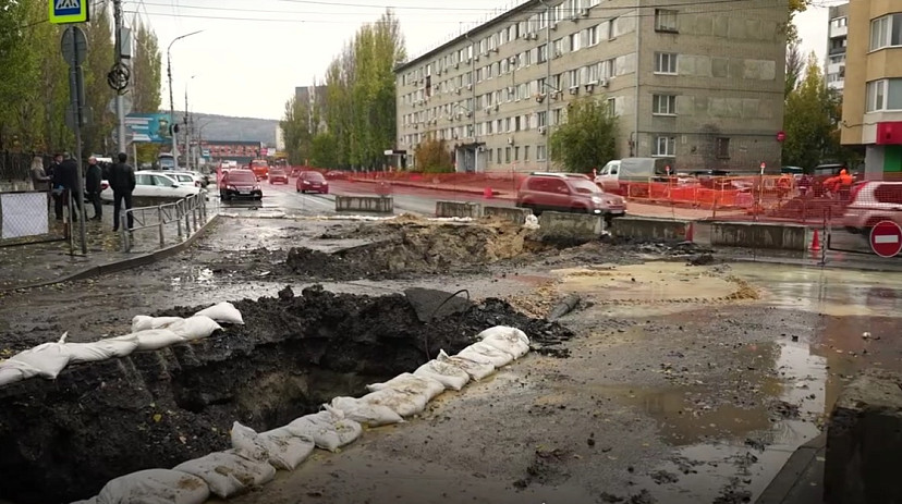 В Заводском районе меняют полкилометра аварийного водопровода В Заводском районе меняют полкилометра аварийного водопровода