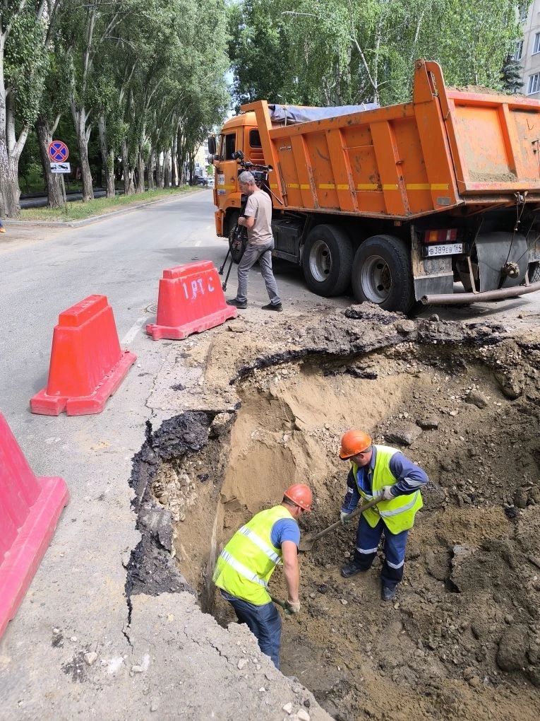 Директор МУПП "Саратовводоканал" и корреспонденты "Вести Саратов" посетили наш объект на ул. Бахметьевская г. Саратов