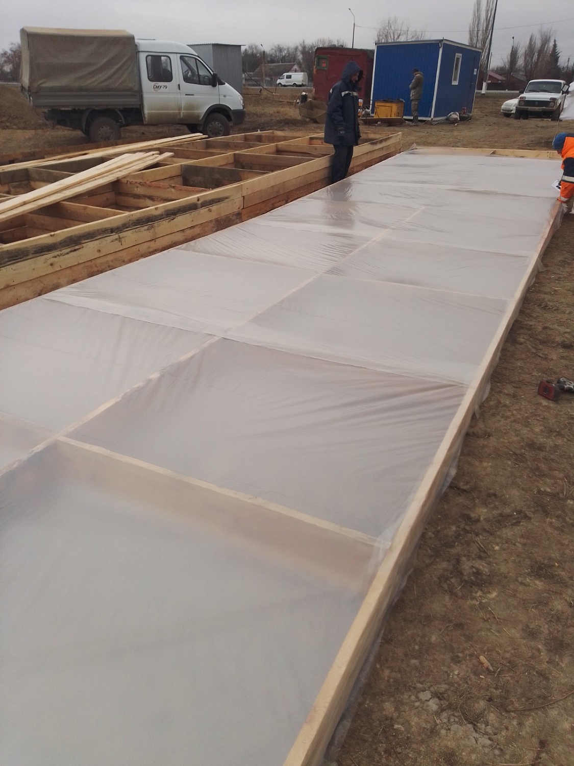 Строительство накопительных резервуаров с устройством повысительной насосной станции для с. Сторожевка Сторожевского МО Татищевского района Саратовской области  (2021 г.)