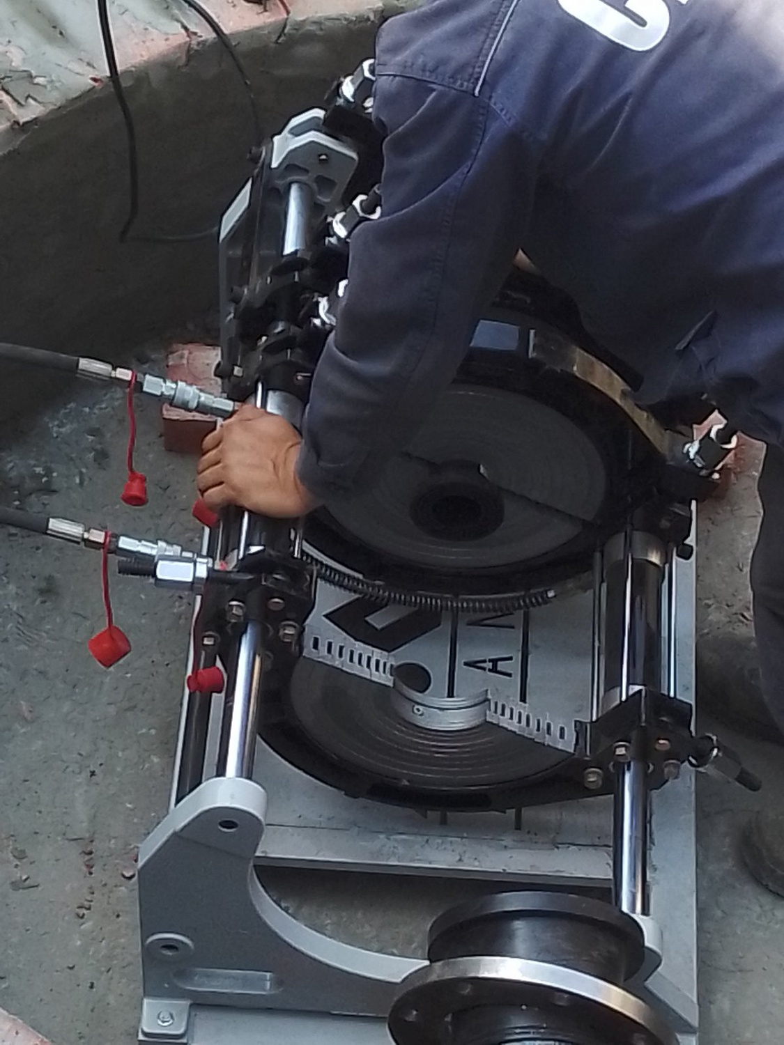 Строительство сетей водоснабжения на объекте: Реконструкция стадиона «Спартак», расположенного по адресу: г. Саратов, Октябрьский район, ул. Дегтярная, 12  (2022 г.)